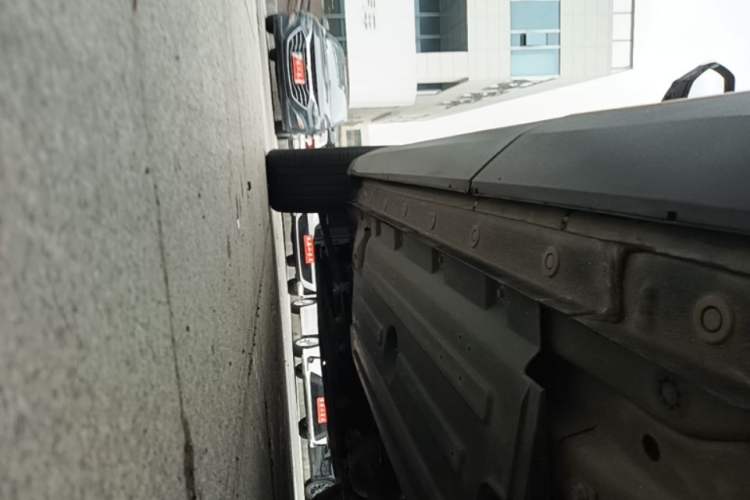 Used Haval H6 2021 3rd Generation 1.5T Automatic Two-Wheel Drive Supreme+ Left Side Sill