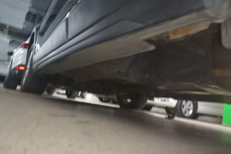 Used Haval H6 2021 Sport Edition 1.5T Automatic Elite Smart Connectivity Model U-Shape Grille Left Side Sill