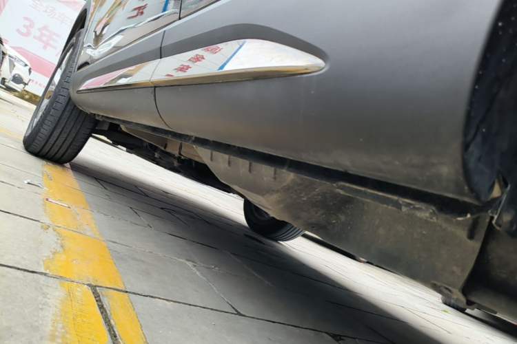 Used Haval H6 2021 China Trend Edition 1.5 GDIT Automatic Champion Version Left Side Sill