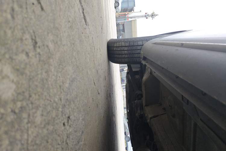 Used Haval H6 2021 National Trend Edition 1.5T Automatic Urban Version Left Side Sill