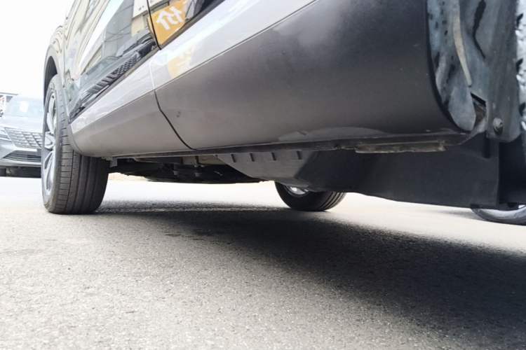 Used Haval H6 2021 2.0 GDIT Automatic Champion Edition Left Side Sill