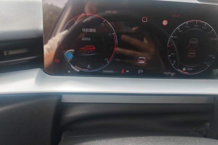 Used Haval H6 2021 3rd Generation 1.5T Automatic Two-Wheel-Drive Supreme Odometer Close Up