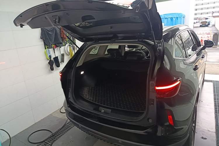 Used Haval H6 2021 3rd Generation 1.5T Automatic Two-Wheel Drive Max Rear Left 45 Deg