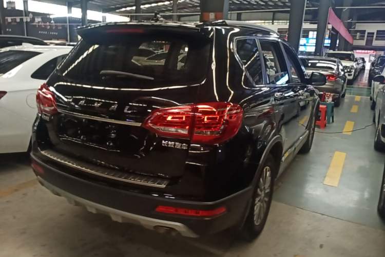 Used Haval H6 2021 Sport Edition 1.5T Automatic Elite Smart Connectivity Model U-Shape Grille Rear Right 45 Deg