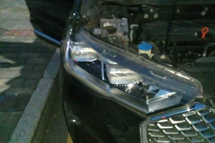 Used Haval H6 2021 3rd Generation 1.5T Automatic Two-Wheel Drive Max Right Front Headlight