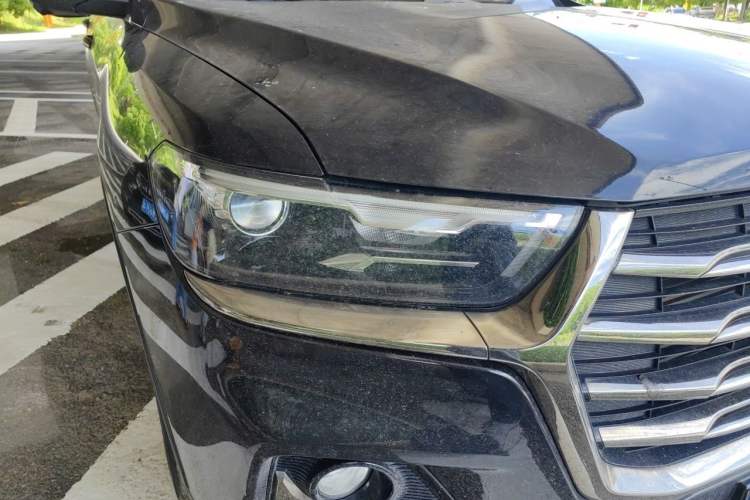 Used Haval H6 2021 National Trend Edition 1.5T Automatic Champion Version Right Front Headlight