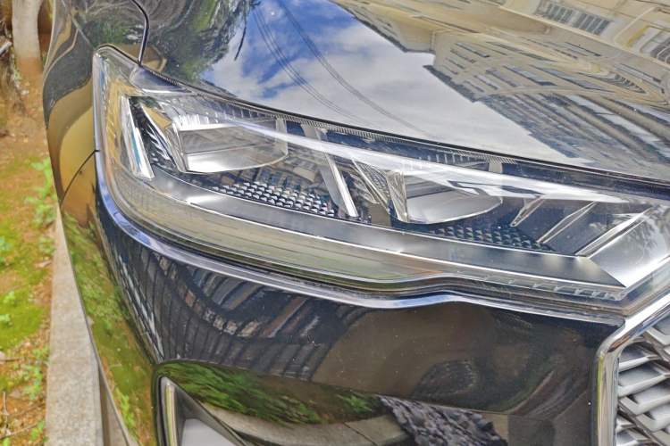 Used Haval H6 2021 3rd Generation 1.5T Automatic Two-Wheel Drive Supreme+ Right Front Headlight