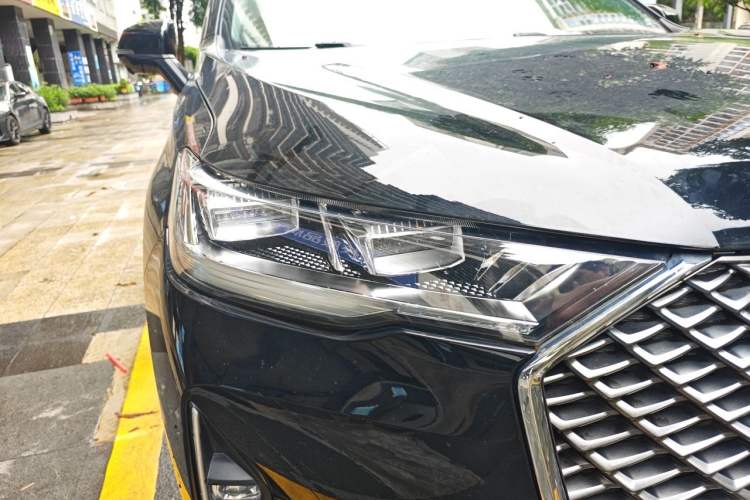 Used Haval H6 2021 3rd Generation 1.5T Automatic Two-Wheel Drive Max Right Front Headlight