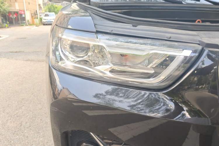 Used Haval H6 2021 1.5 GDIT Automatic Luxury Edition Right Front Headlight