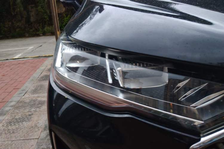Used Haval H6 2021 3rd Generation 1.5T Automatic Two-Wheel Drive Pro Right Front Headlight