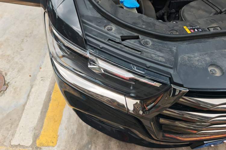 Used Haval H6 2021 National Trend Edition 1.5T Automatic Champion Version Right Front Headlight