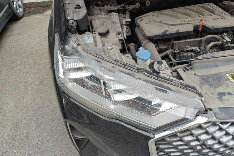 Used Haval H6 2021 3rd Generation 1.5T Automatic Two-Wheel Drive Max Right Front Headlight