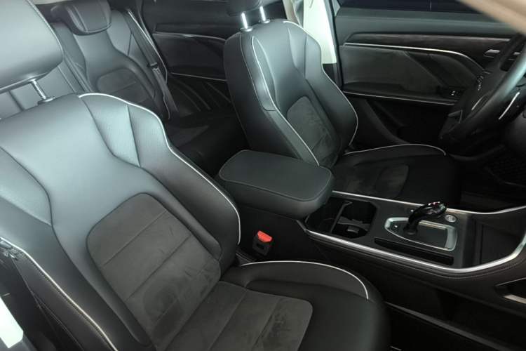Used Haval H6 2021 National Trend Edition 1.5 GDIT Automatic Luxury Version Right Front Seat