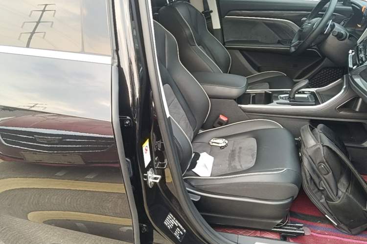 Used Haval H6 2021 National Trend Edition 1.5 GDIT Automatic Luxury Version Right Front Seat