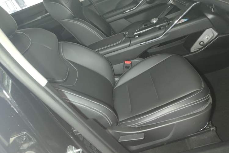 Used Haval H6 2021 3rd Generation 2.0T Automatic Two-Wheel Drive Max Right Front Seat