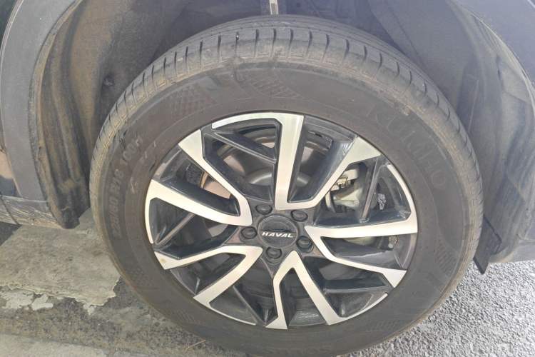 Used Haval H6 2021 3rd Generation 1.5T Automatic Two-Wheel Drive Max Right Front Wheel Hub