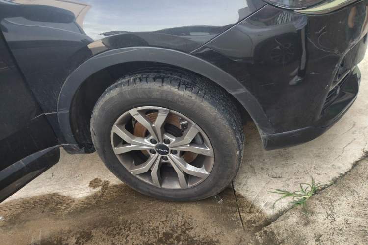 Used Haval H6 2021 National Trend Edition 1.5T Automatic Champion Version Right Front Wheel Hub