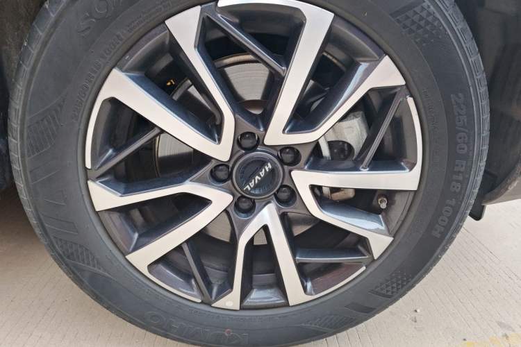 Used Haval H6 2021 3rd Generation 1.5T Automatic Two-Wheel Drive Max Right Front Wheel Hub