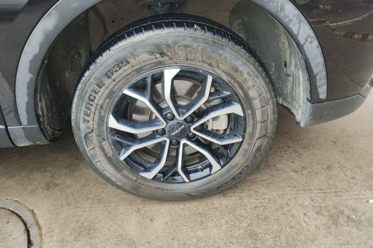Used Haval H6 2021 National Trend Edition 1.5T Automatic Urban Version Right Front Wheel Hub