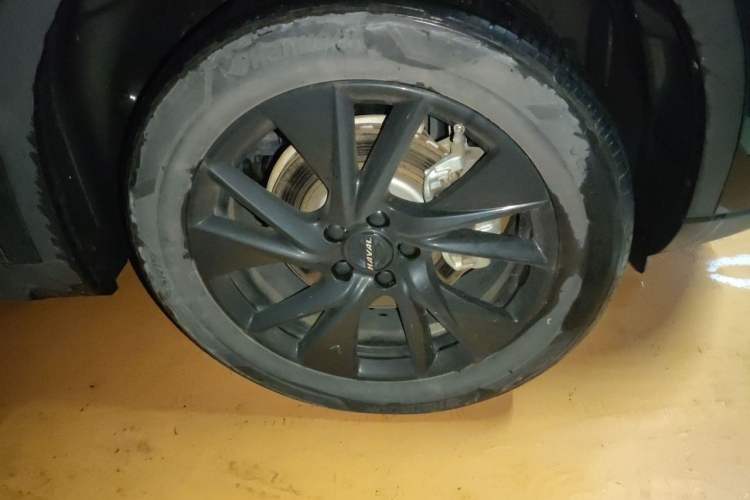 Used Haval H6 2021 3rd Generation 2.0T Automatic Two-Wheel Drive Max Right Front Wheel Hub