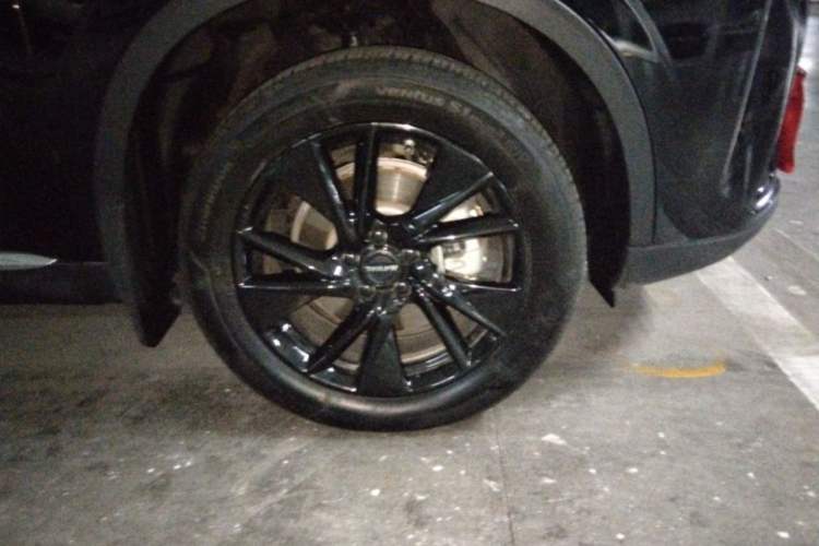 Used Haval H6 2021 3rd Generation 2.0T Automatic Two-Wheel Drive Max Right Front Wheel Hub