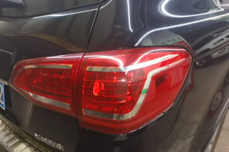 Used Haval H6 2021 Sport Edition 1.5T Automatic Elite Smart Connectivity Model U-Shape Grille Right Rear Taillight