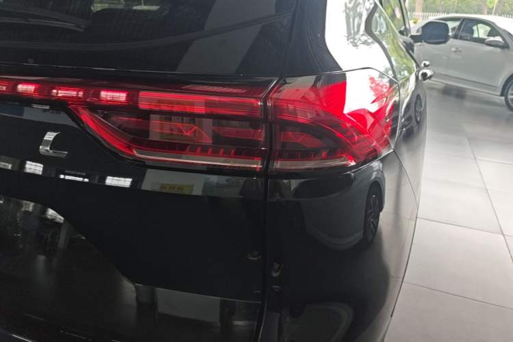 Used Haval H6 2021 China Trend Edition 1.5 GDIT Automatic Champion Version Right Rear Taillight