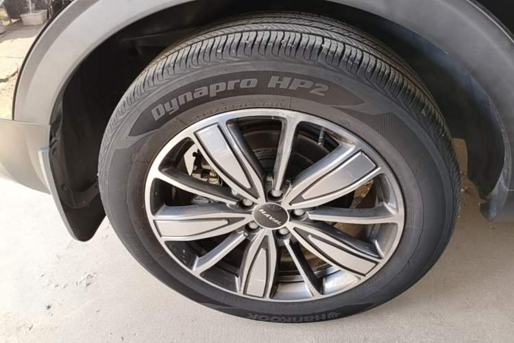 Used Haval H6 2021 1.5 GDIT Automatic Champion Edition Right Rear Wheel Hub
