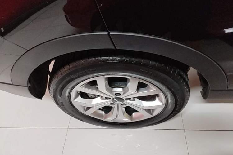 Used Haval H6 2021 National Trend Edition 1.5T Automatic Champion Version Right Rear Wheel Hub