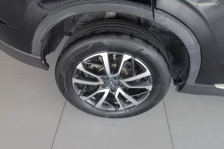 Used Haval H6 2021 3rd Generation 1.5T Automatic Two-Wheel Drive Pro Right Rear Wheel Hub