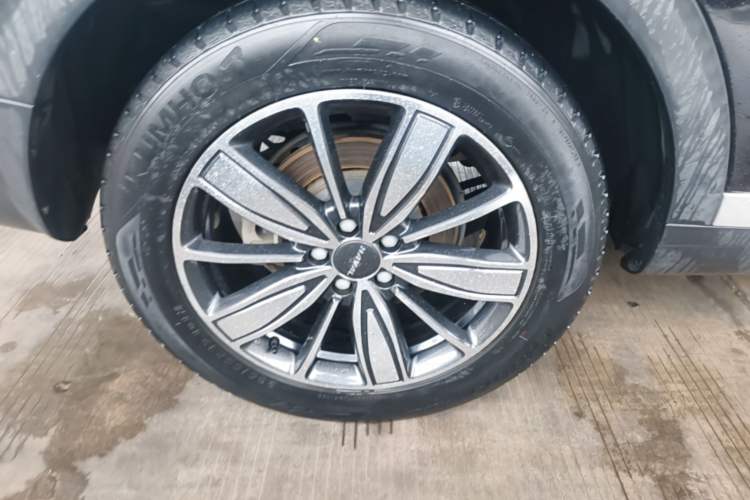 Used Haval H6 2021 1.5 GDIT Automatic Champion Edition Right Rear Wheel Hub