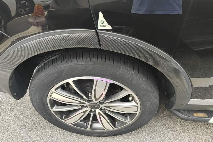 Used Haval H6 2021 1.5 GDIT Automatic Luxury Edition Right Rear Wheel Hub