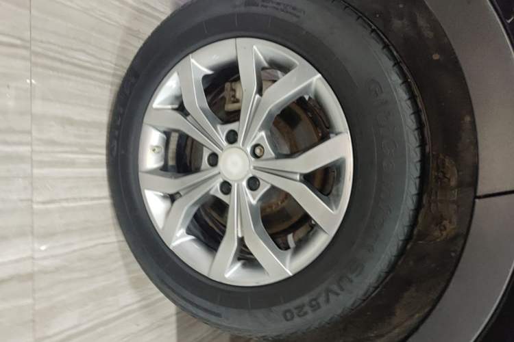 Used Haval H6 2021 National Trend Edition 1.5T Automatic Champion Version Right Rear Wheel Hub