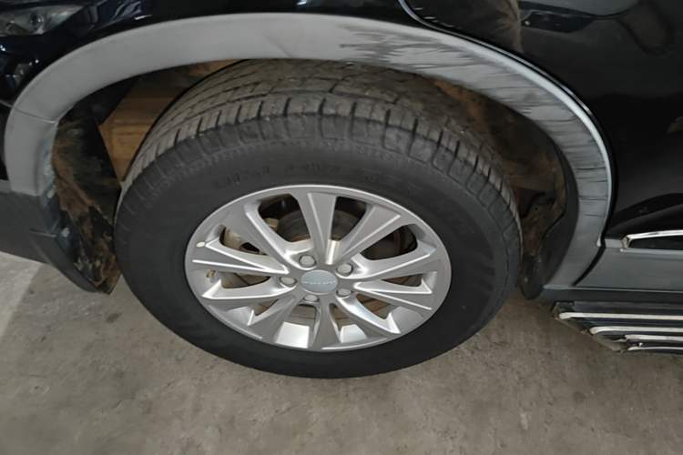 Used Haval H6 2021 Sport Edition 1.5T Automatic Elite Smart Connectivity Model U-Shape Grille Right Rear Wheel Hub