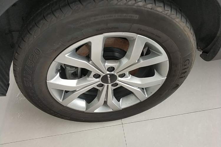 Used Haval H6 2021 National Trend Edition 1.5T Automatic Champion Version Right Rear Wheel Hub