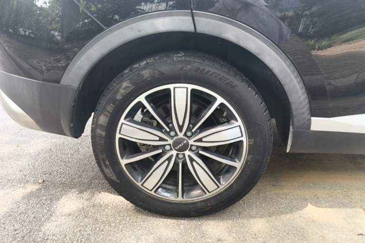 Used Haval H6 2021 1.5 GDIT Automatic Luxury Edition Right Rear Wheel Hub