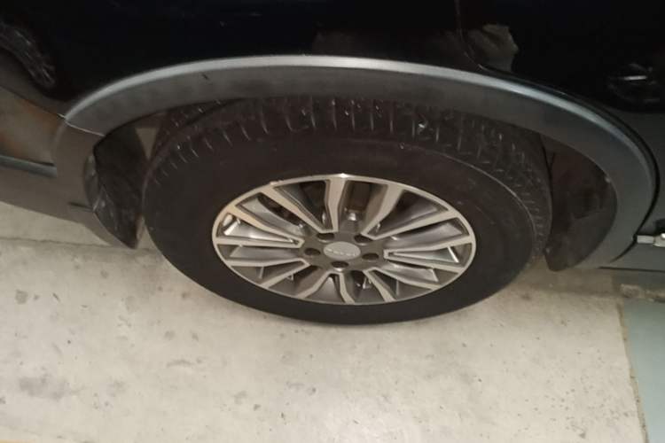 Used Haval H6 2021 Sport Edition 1.5T Automatic Elite Smart Connectivity Model U-Shape Grille Right Rear Wheel Hub