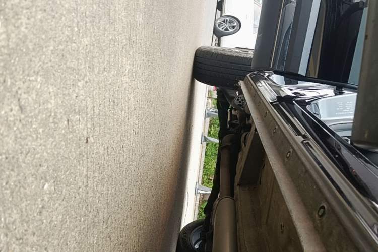 Used Haval H6 2021 National Trend Edition 1.5 GDIT Automatic Luxury Version Right Side Sill