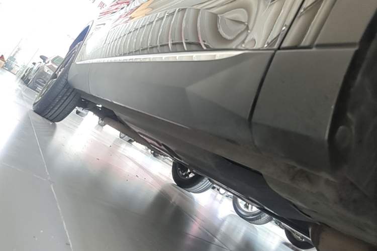 Used Haval H6 2021 3rd Generation 2.0T Automatic Two-Wheel Drive Max Right Side Sill