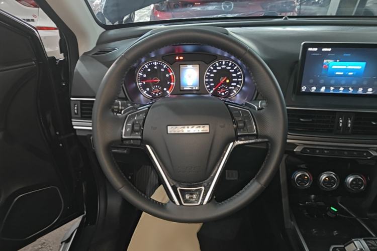 Used Haval H6 2021 Sport Edition 1.5T Automatic Elite Smart Connectivity Model U-Shape Grille Steering Wheel