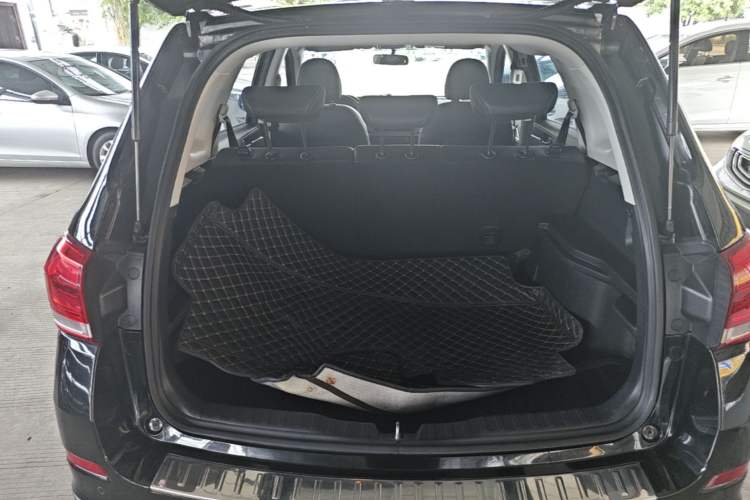 Used Haval H6 2021 Sport Edition 1.5T Automatic Elite Smart Connectivity Model with Hexagonal Grille Trunk