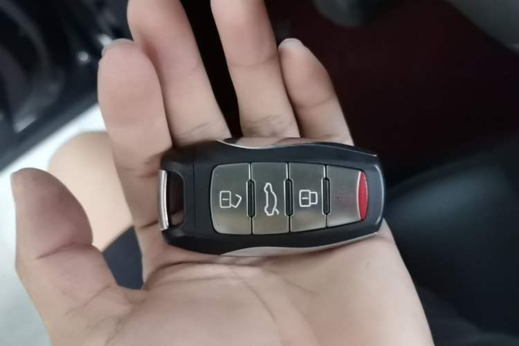 Used Haval H6 2021 3rd Generation 1.5T Automatic Two-Wheel Drive Max Vehicle Key