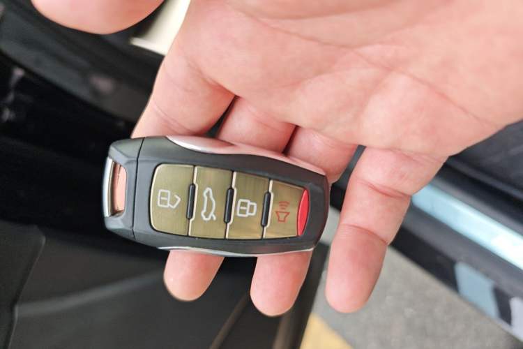 Used Haval H6 2021 2.0 GDIT Automatic GT Luxury Edition Vehicle Key