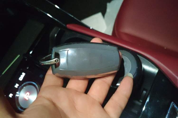 Used Haval H6 2021 3rd Generation 1.5T Automatic Two-Wheel Drive Pro Vehicle Key