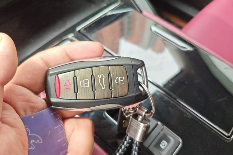 Used Haval H6 2021 3rd Generation 1.5T Automatic Two-Wheel Drive Max Vehicle Key