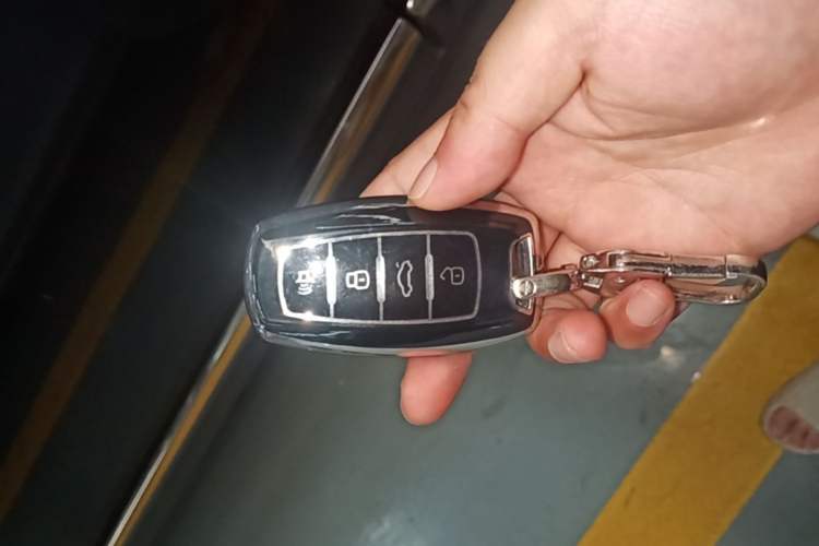 Used Haval H6 2021 Sport Edition 1.5T Automatic Elite Smart Connectivity Model U-Shape Grille Vehicle Key
