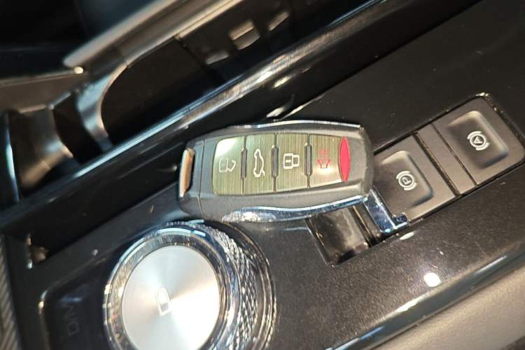 Used Haval H6 2021 3rd Generation 1.5T Automatic Two-Wheel Drive Pro Vehicle Key