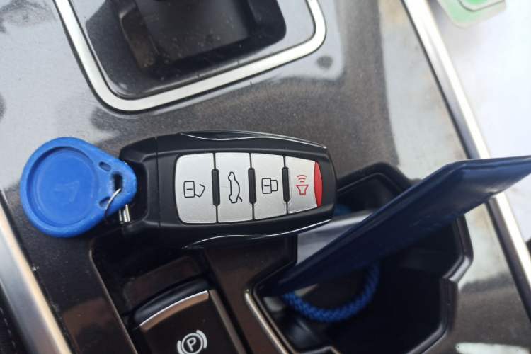 Used Haval H6 2021 Sport Edition 1.5T Automatic Elite Smart Connectivity Model U-Shape Grille Vehicle Key