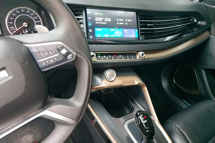 Used Haval H6 2021 1.5T Automatic Urban Edition Audio And AC Panel