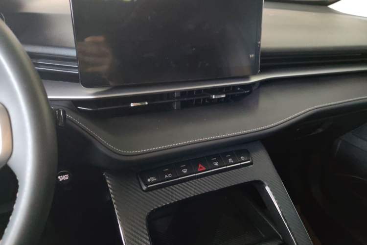 Used Haval H6 2021 3rd Generation 1.5T Automatic Two-Wheel Drive Pro Audio And AC Panel